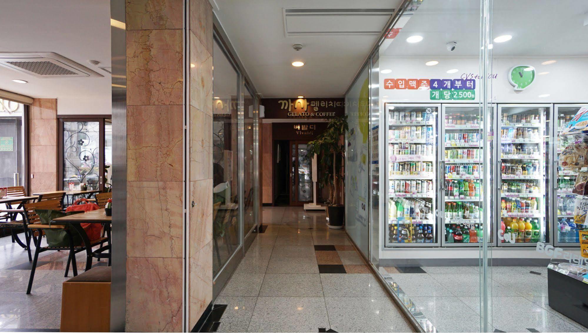 Insadong Crown Hotel Сеул Екстериор снимка